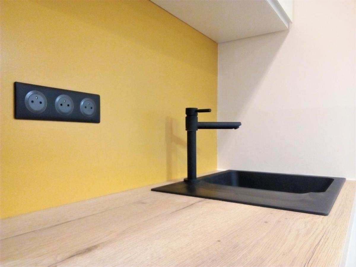 Le Petit Studio - 15 M2 - Centre Ville - Sorgue A 50 M L'Isle-sur-la-Sorgue Ngoại thất bức ảnh