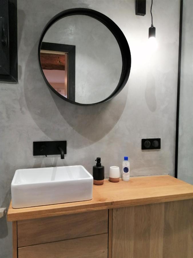 Le Petit Studio - 15 M2 - Centre Ville - Sorgue A 50 M L'Isle-sur-la-Sorgue Ngoại thất bức ảnh