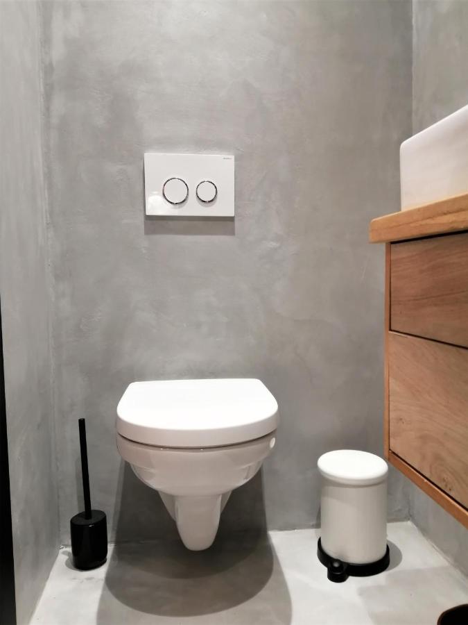 Le Petit Studio - 15 M2 - Centre Ville - Sorgue A 50 M L'Isle-sur-la-Sorgue Ngoại thất bức ảnh
