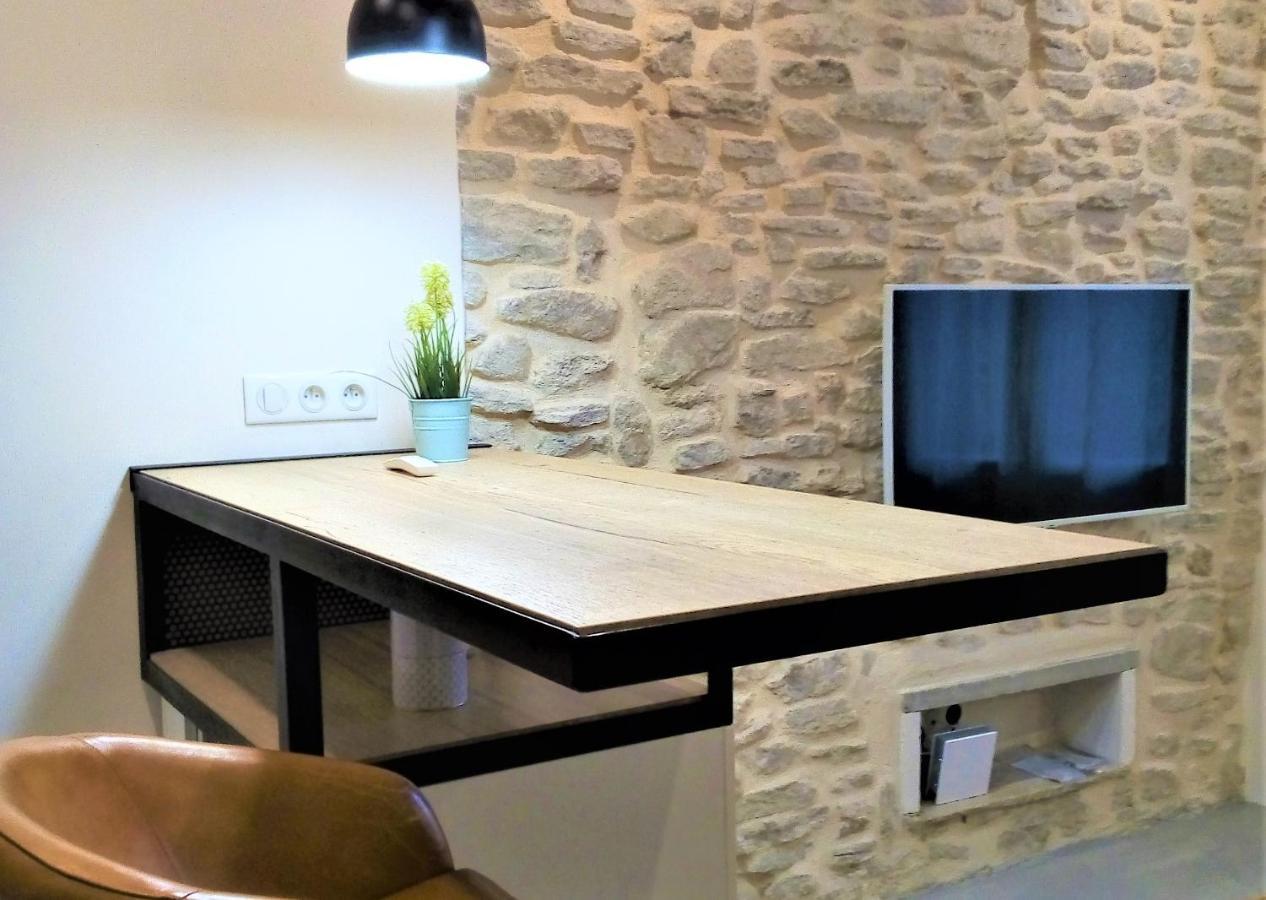 Le Petit Studio - 15 M2 - Centre Ville - Sorgue A 50 M L'Isle-sur-la-Sorgue Ngoại thất bức ảnh